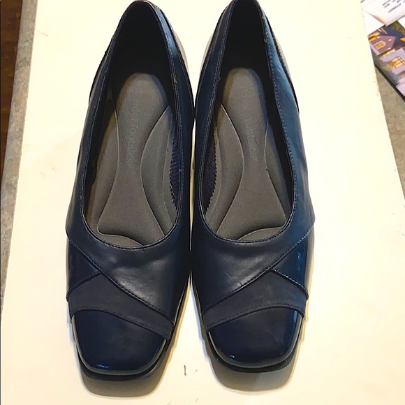 Navy Shoes - Picture 1 of 3